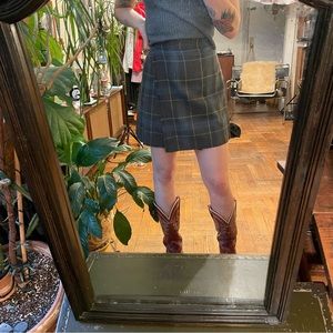 Plaid wool miniskirt/kilt for fall